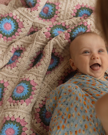 Blossom Blue Blanket